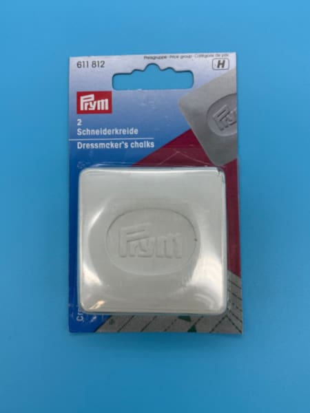 Dressmaker's Chalk pack of 2 by Prym The sewers everyday essential pack of two square with rounded corners.  Mark your patterns onto fabric and dust off when finished.  Traditional tools for modern work.