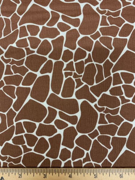 Giraffe spots quilting fabric Riley Blake UK