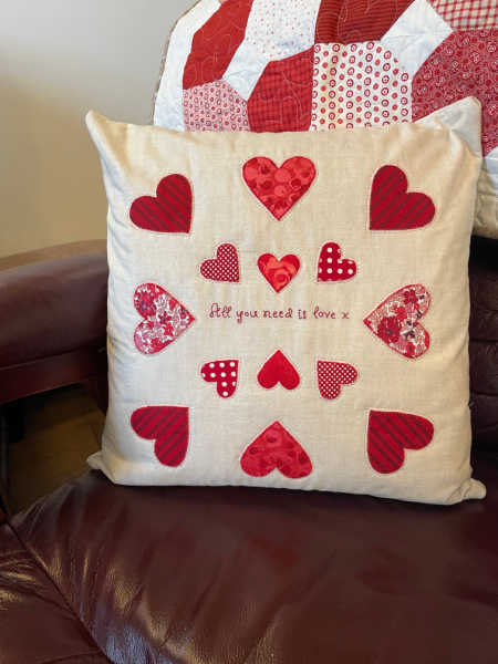 All you need is love cushion kit