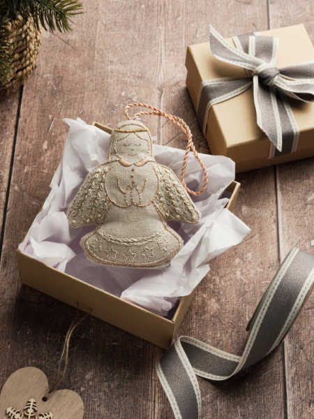Embroidery Kit Freestyle Christmas Decoration Angel from Anchor UK