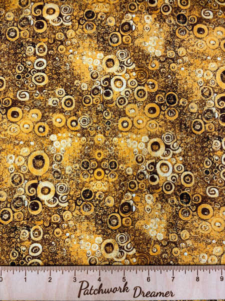 Swirly Scrolls Metallic Blender by Timeless Treasures UK