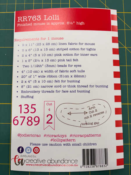 Back of the Ric Rac Lolli mouse pattern, showing materials and finished height of approximately 6½ inches, from Patchwork Dreamer, UK.